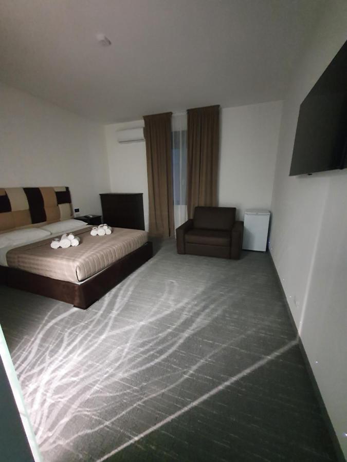 Camere Fiera Verona - Casanostra Buitenkant foto